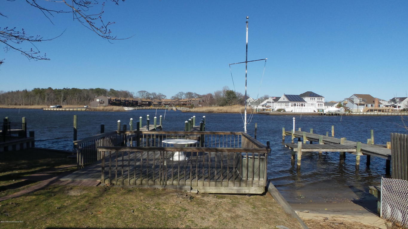 636 Harbor Rd, Brick, NJ 08724 photo 12
