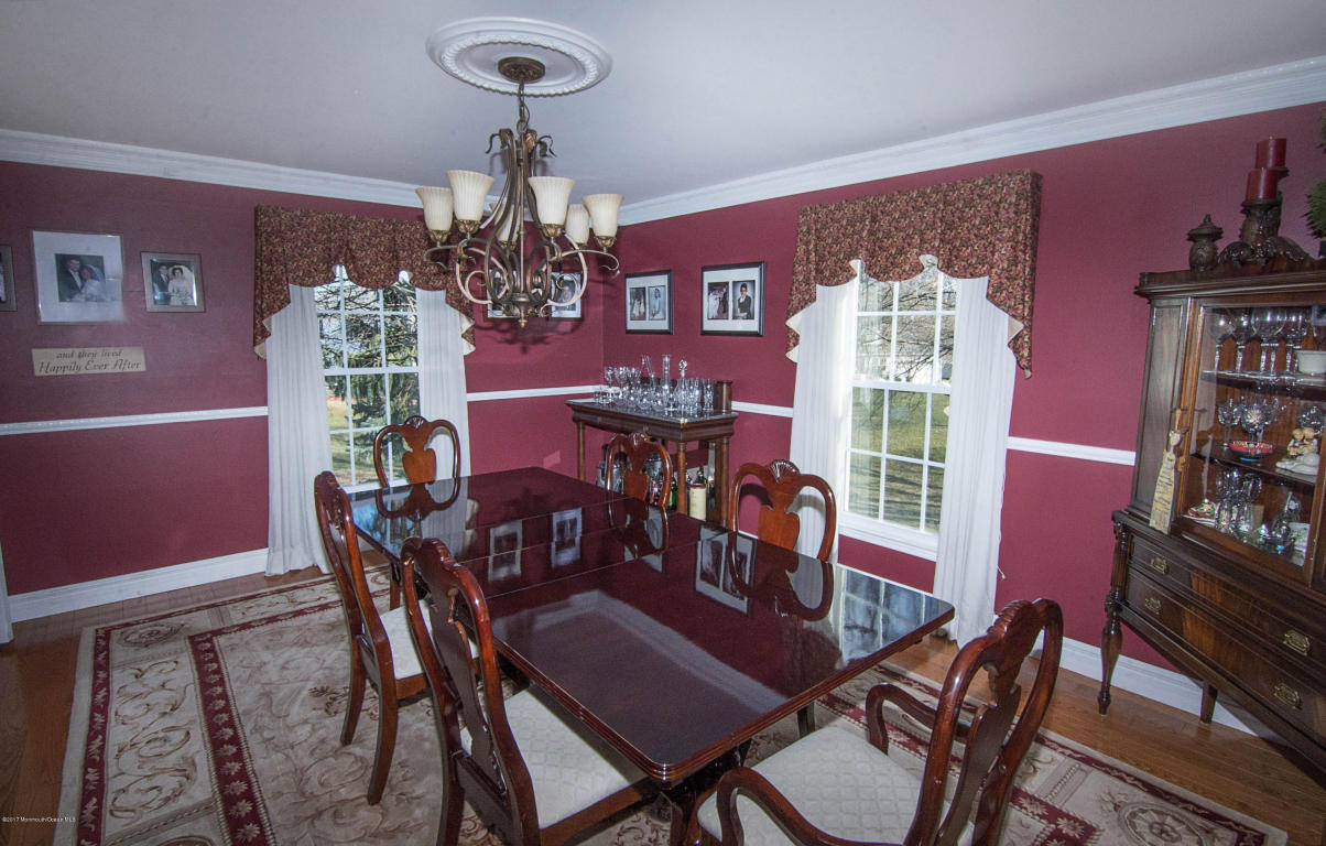 65 Pearl St E, Middletown, NJ 07748 photo 10