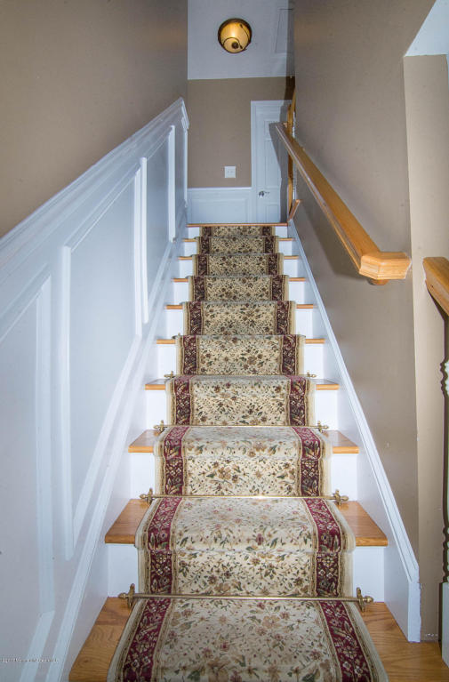 65 Pearl St E, Middletown, NJ 07748 photo 5