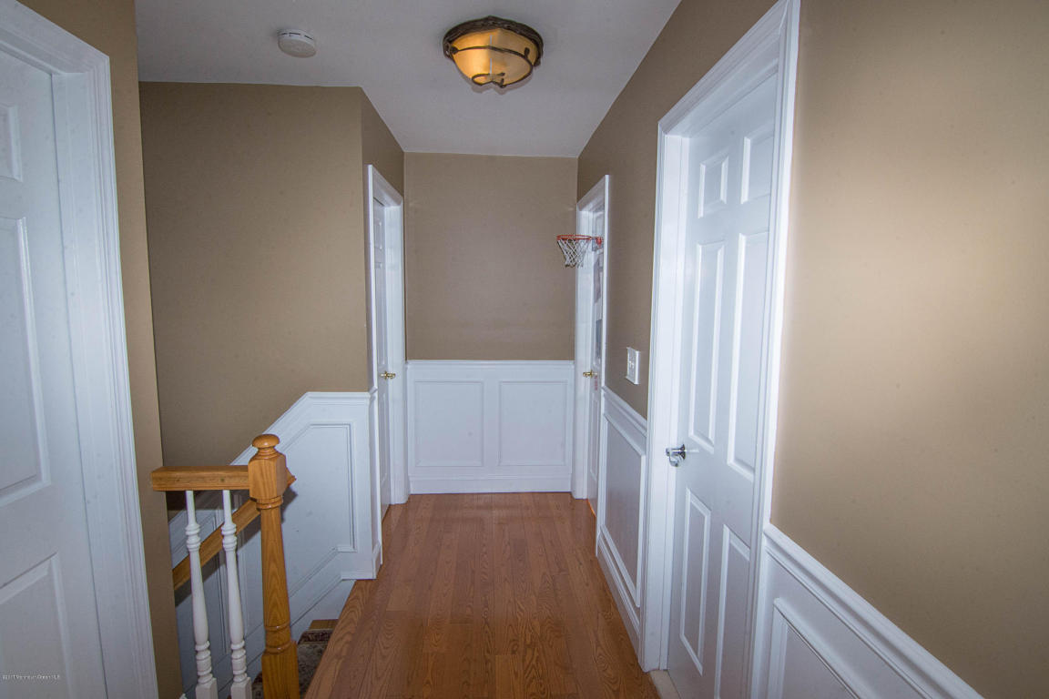 65 Pearl St E, Middletown, NJ 07748 photo 20
