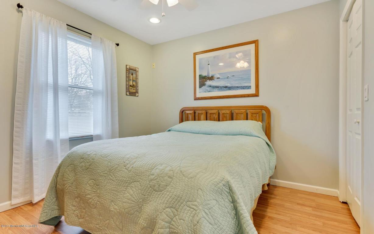 526 Irisado Dr, Brick, NJ 08723 photo 25