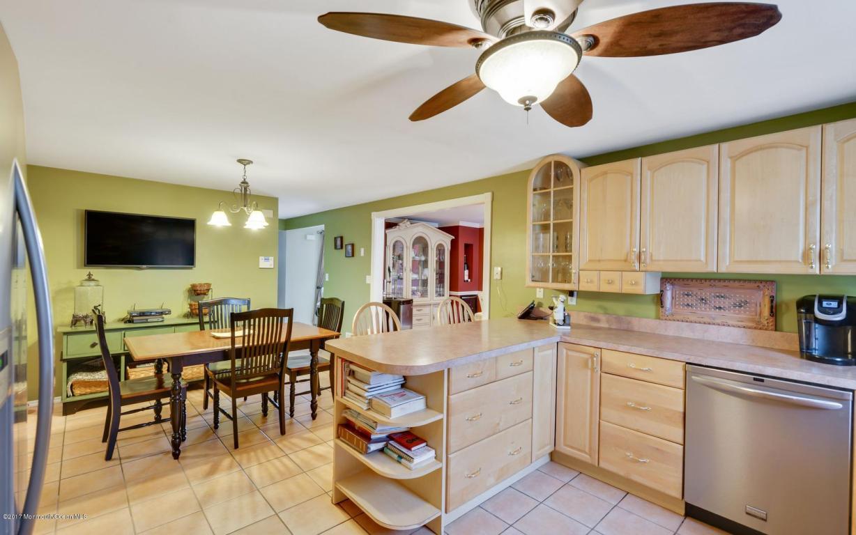 526 Irisado Dr, Brick, NJ 08723 photo 9