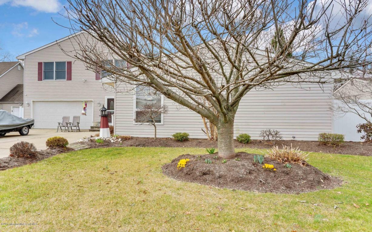526 Irisado Dr, Brick, NJ 08723 photo 2