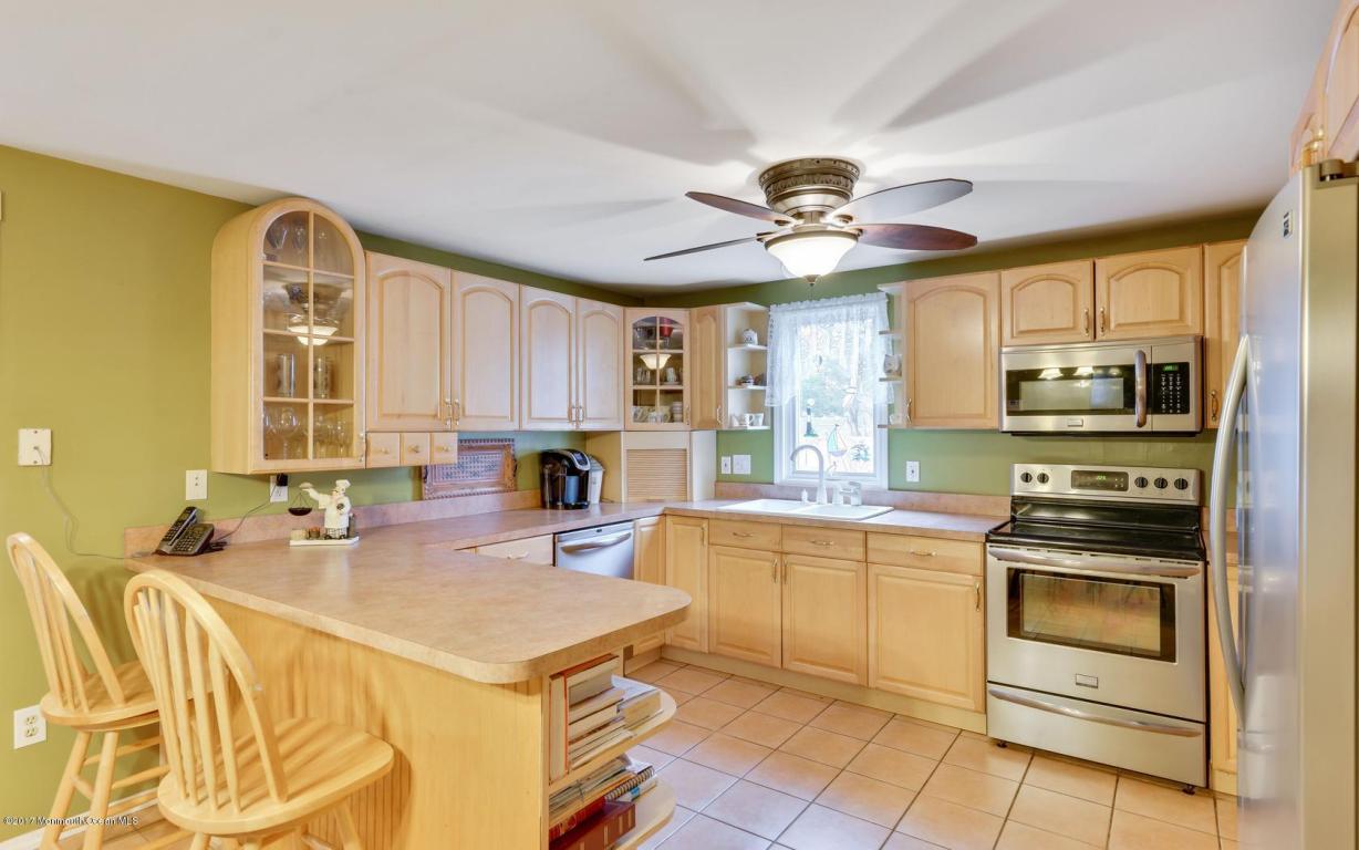 526 Irisado Dr, Brick, NJ 08723 photo 7