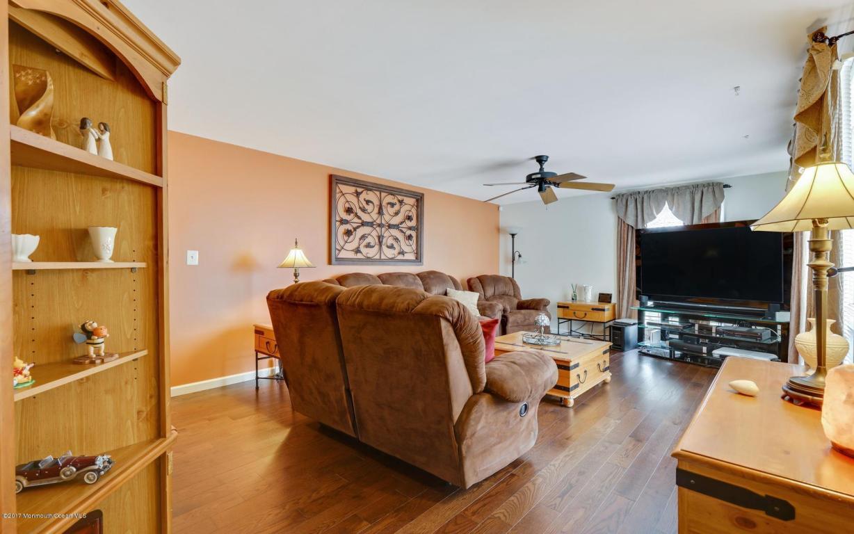 526 Irisado Dr, Brick, NJ 08723 photo 14