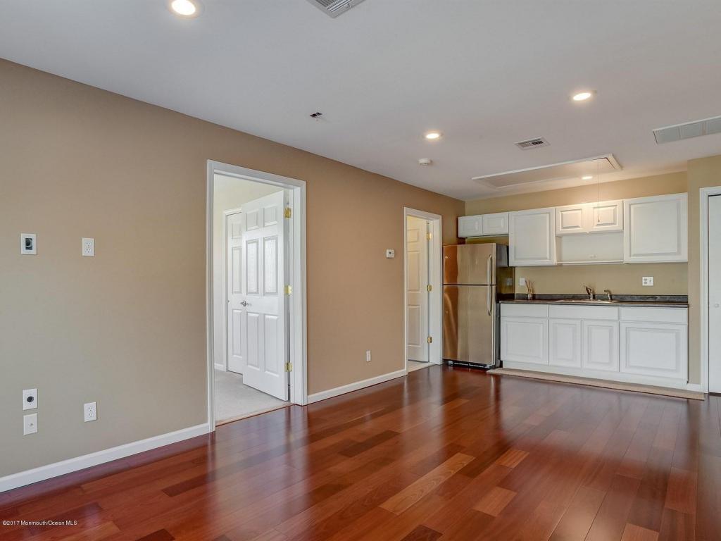 4 Colton Ct, Middletown, NJ 07748 photo 26