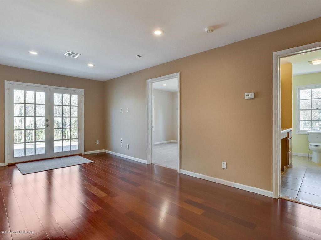 4 Colton Ct, Middletown, NJ 07748 photo 25