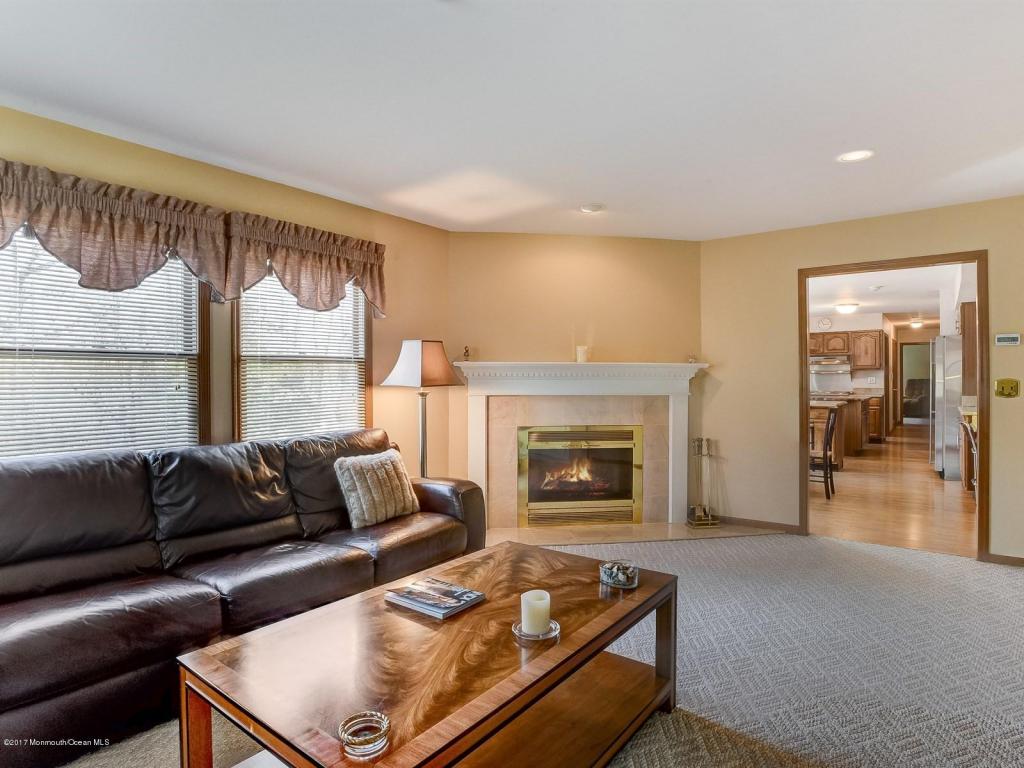 4 Colton Ct, Middletown, NJ 07748 photo 20