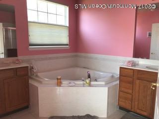 37 Marlow Dr, Jackson, NJ 08527 photo 9