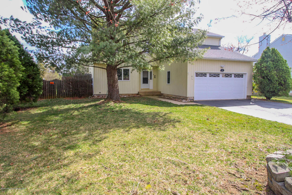 11 Pullman Loop, Dayton, NJ 08810 photo 1