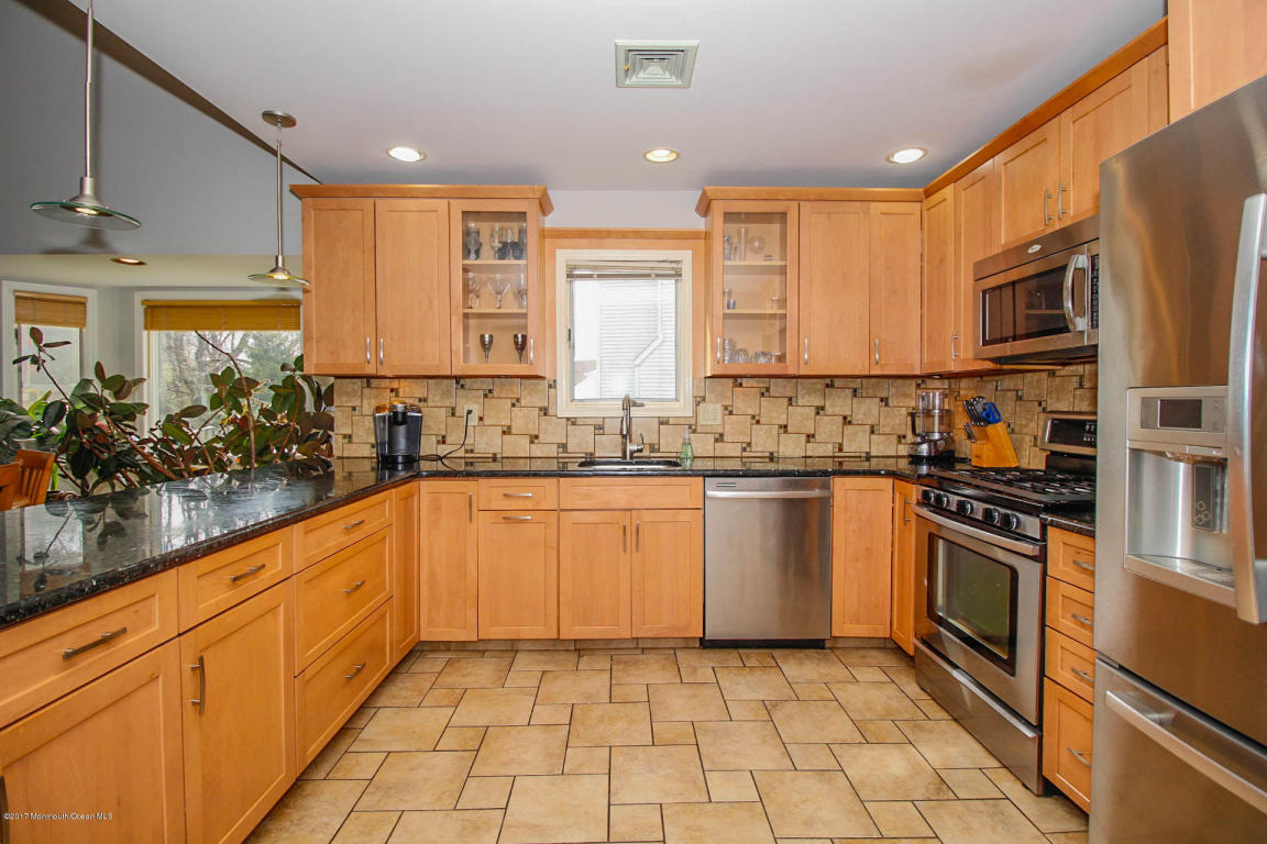 11 Pullman Loop, Dayton, NJ 08810 photo 9