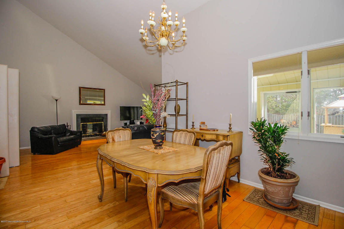 11 Pullman Loop, Dayton, NJ 08810 photo 5