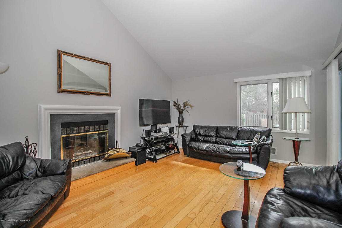 11 Pullman Loop, Dayton, NJ 08810 photo 7