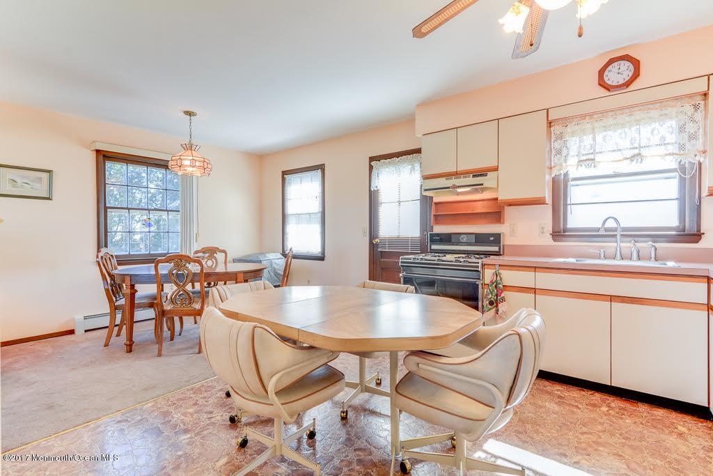 125 E Granada Dr, Brick, NJ 08723 photo 3