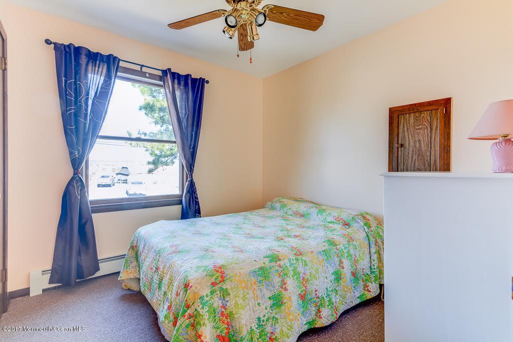 125 E Granada Dr, Brick, NJ 08723 photo 12