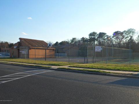 211 Sandra Pl, Brick, NJ 08724 photo 21