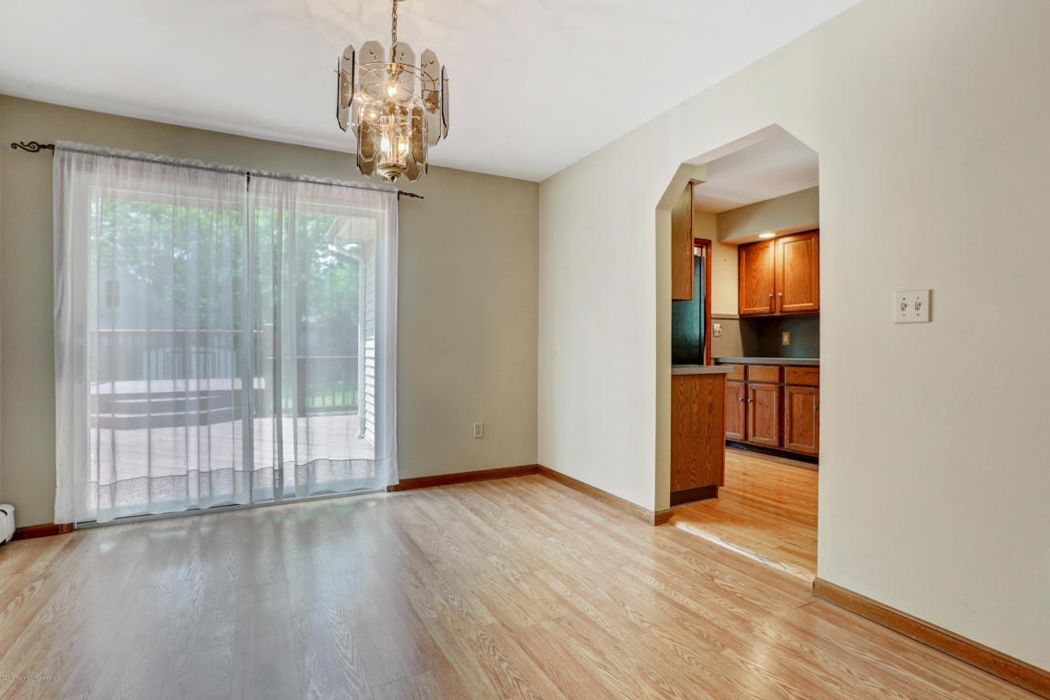 521 Springfield Ave, Pine Beach, NJ 08741 photo 6