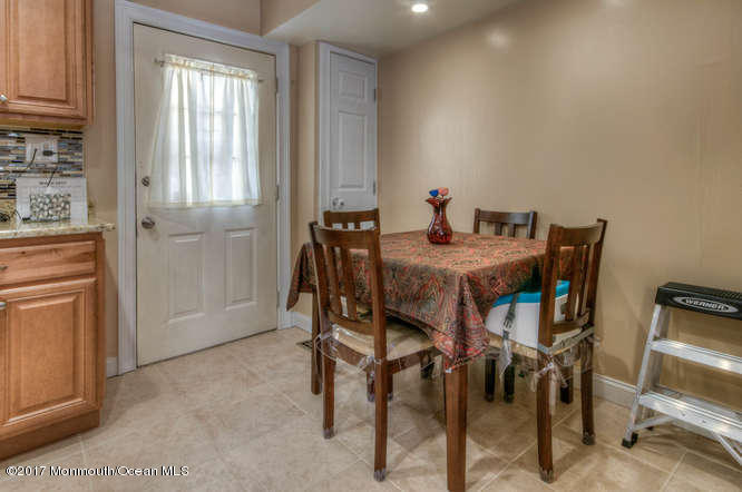 47 Middlesex Rd, Matawan, NJ 07747 photo 8
