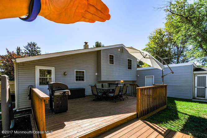 47 Middlesex Rd, Matawan, NJ 07747 photo 3