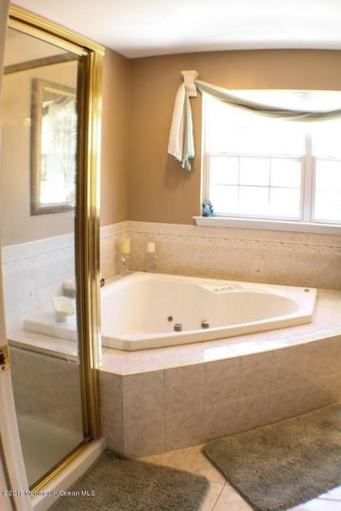 7 Spectrum Ct, Jackson, NJ 08527 photo 19