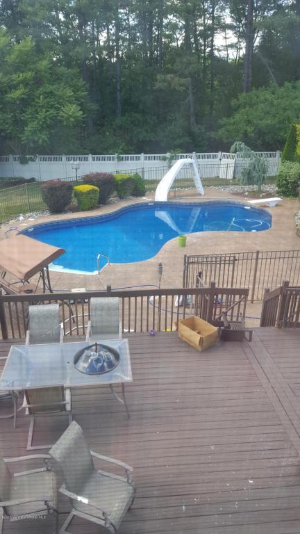 7 Spectrum Ct, Jackson, NJ 08527 photo 2