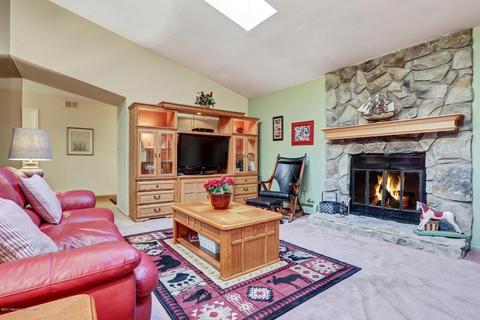 7 Aimy Ct, Matawan, NJ 07747 photo 3
