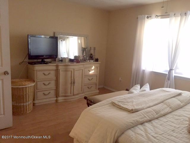 262 Tabetha Ct, Brick, NJ 08724 photo 9