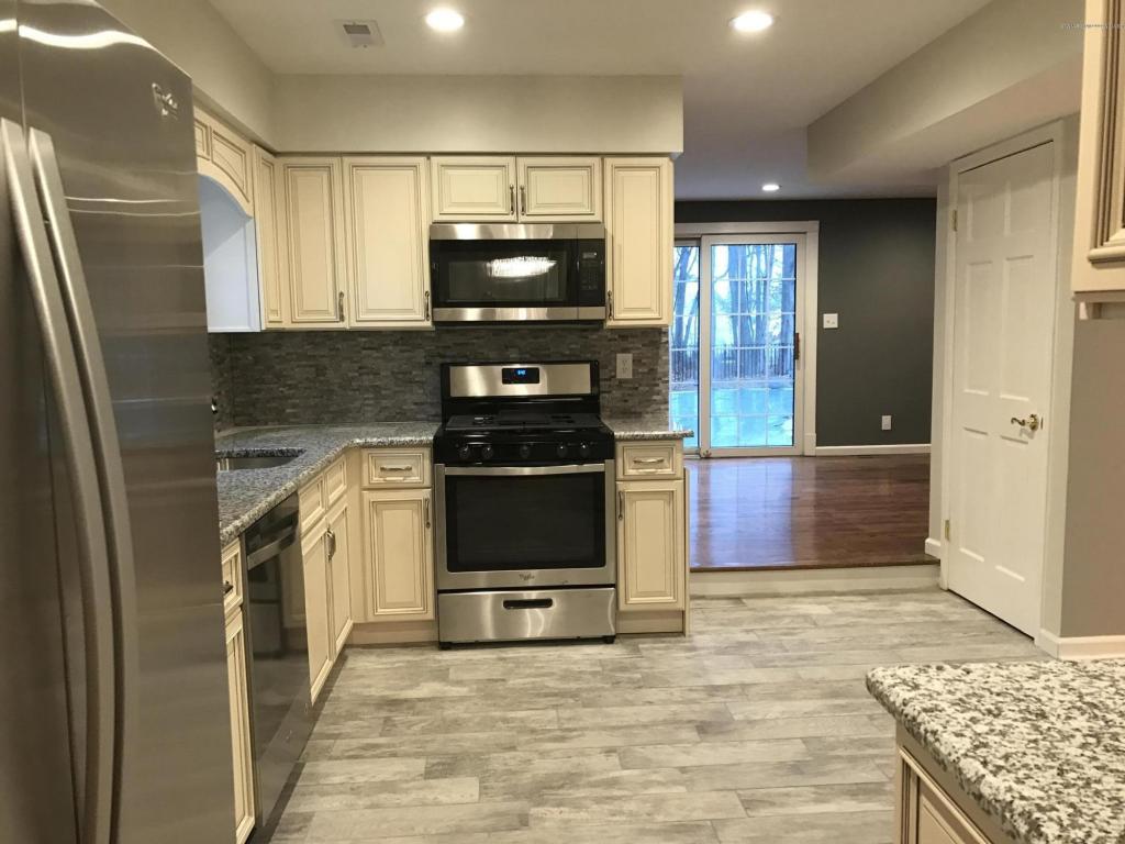 9 Feathertree Ct, Howell, NJ 07731 photo 21