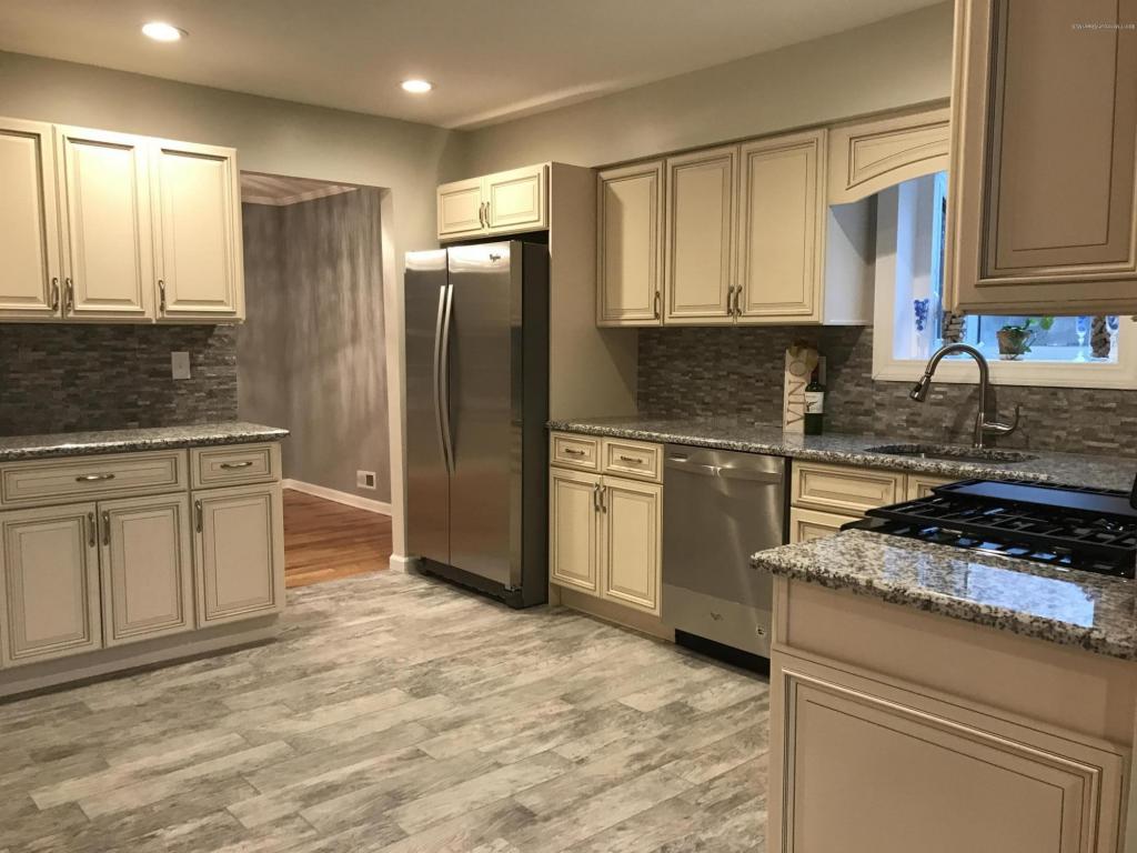 9 Feathertree Ct, Howell, NJ 07731 photo 12