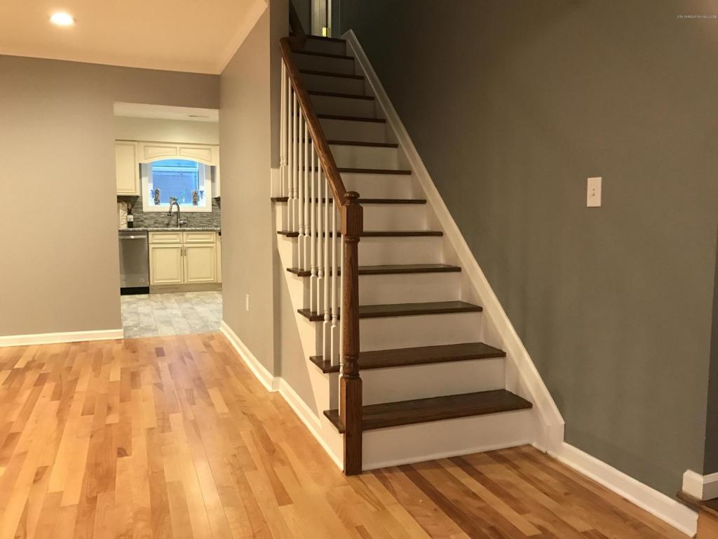 9 Feathertree Ct, Howell, NJ 07731 photo 6