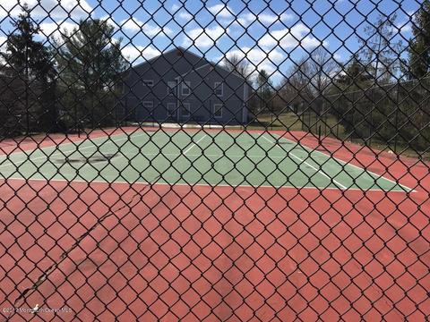 3 Hackamore Ct, Tinton Falls, NJ 07753 photo 17