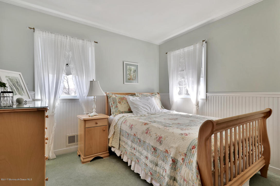 39 Devonshire Ct, Middletown, NJ 07748 photo 17