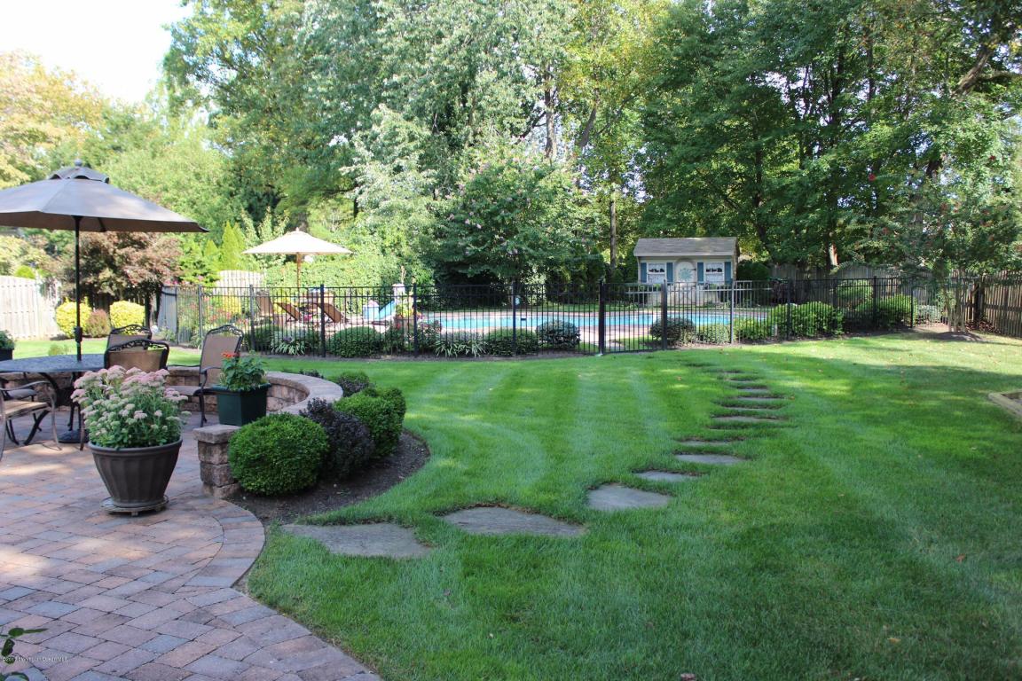39 Devonshire Ct, Middletown, NJ 07748 photo 27