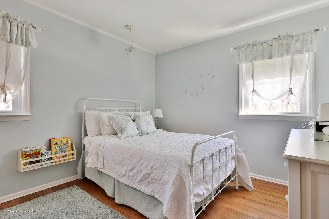 39 Devonshire Ct, Middletown, NJ 07748 photo 15