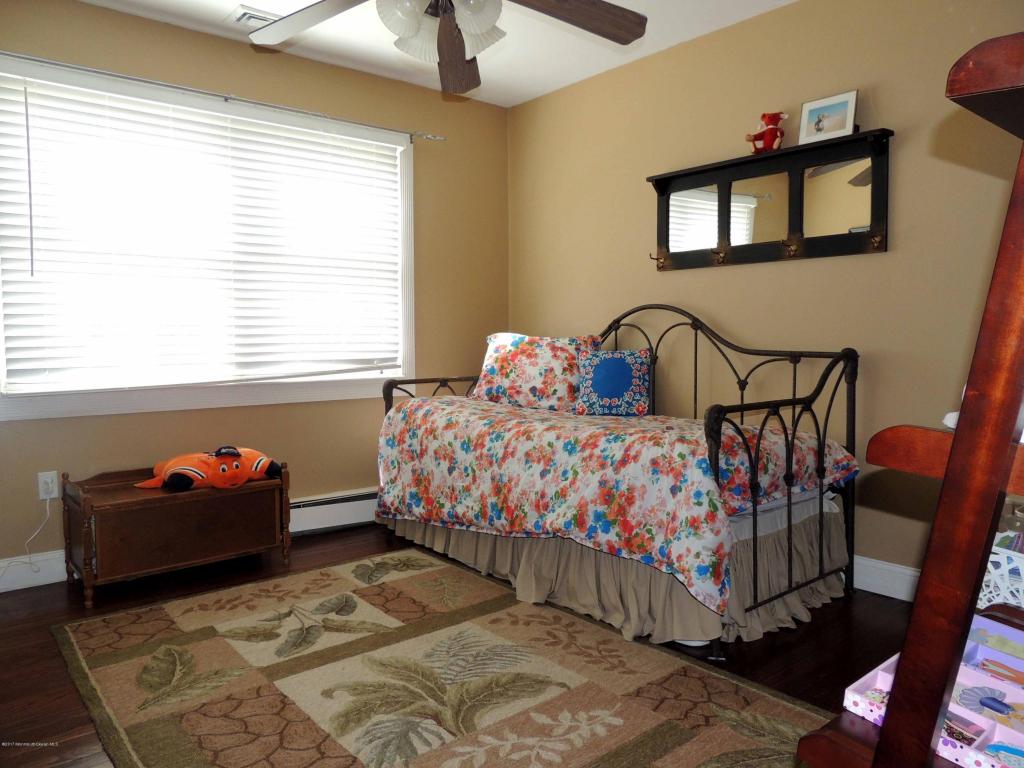 816 Springfield Ave, Pine Beach, NJ 08741 photo 9