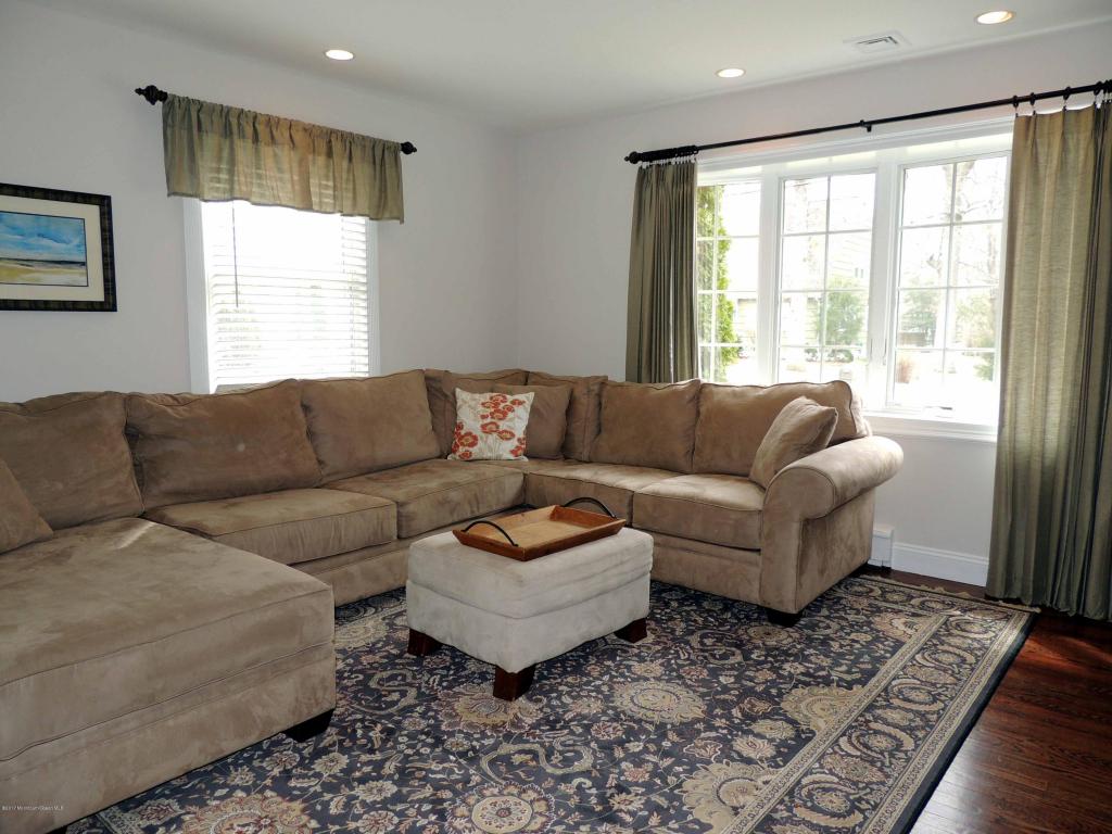 816 Springfield Ave, Pine Beach, NJ 08741 photo 2