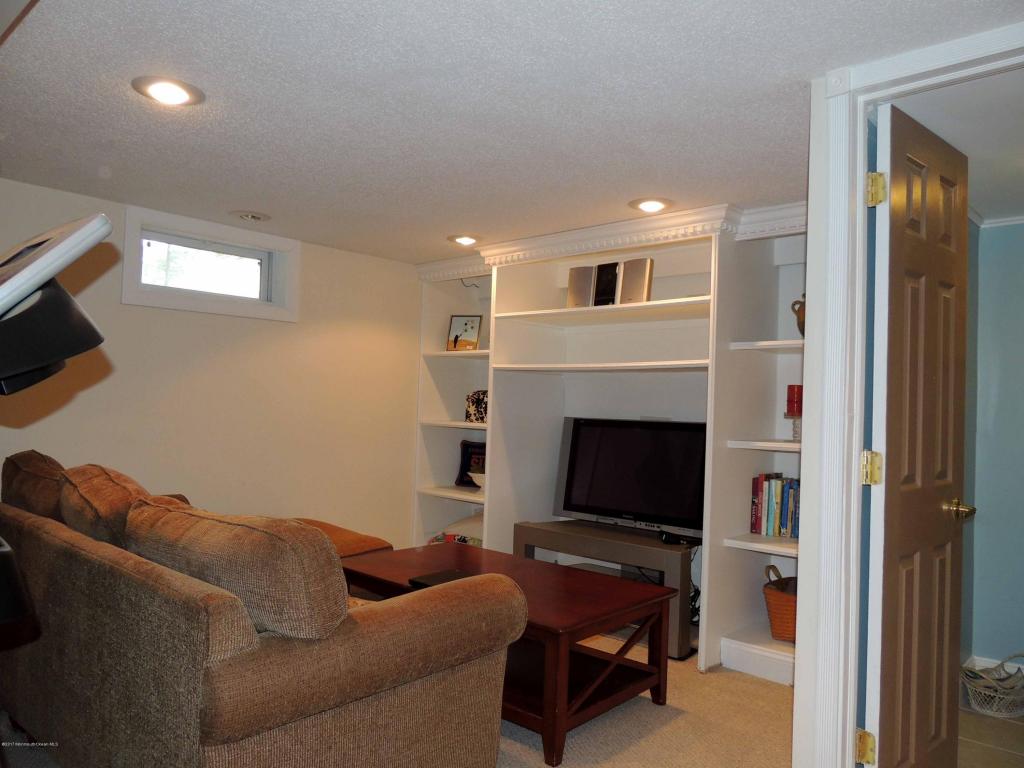 816 Springfield Ave, Pine Beach, NJ 08741 photo 17