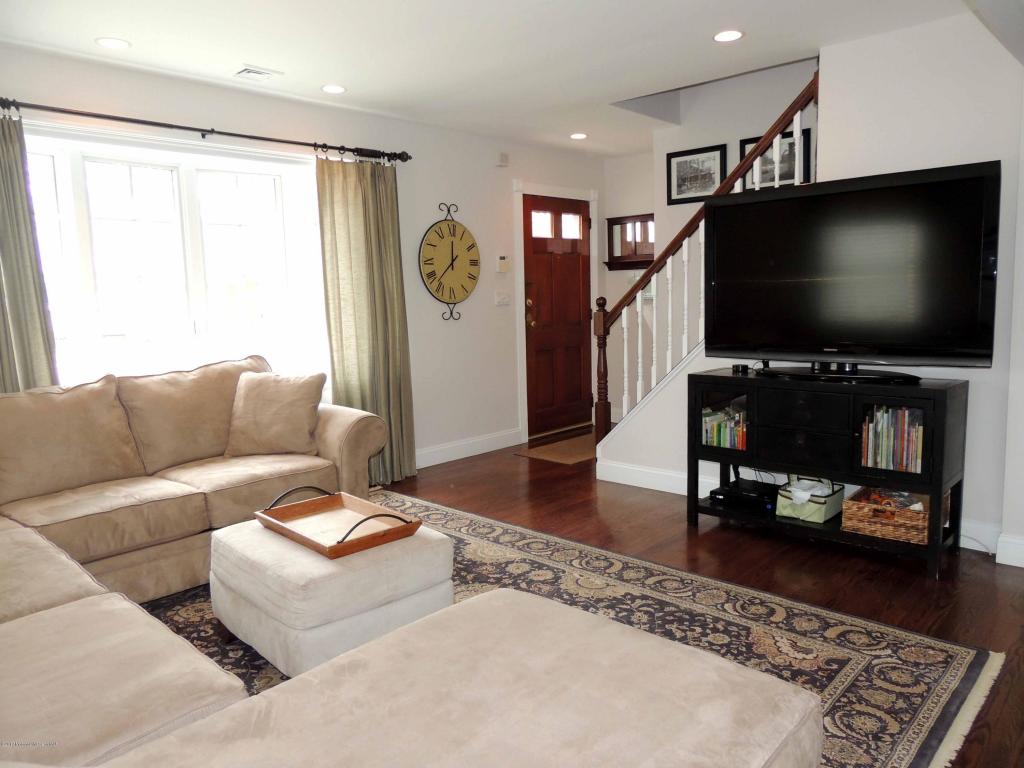 816 Springfield Ave, Pine Beach, NJ 08741 photo 3