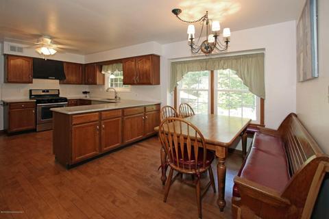 671 Kings Hwy E, Leonardo, NJ 07737 photo 9