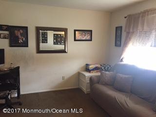 81 Red Maple Dr, Brick, NJ 08724 photo 4