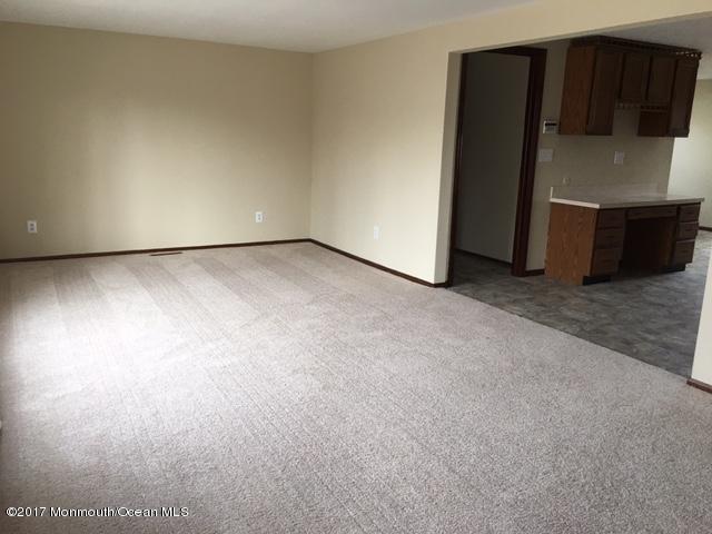 235 Willow Ln, Forked River, NJ 08731 photo 5