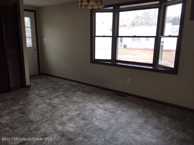235 Willow Ln, Forked River, NJ 08731 photo 7