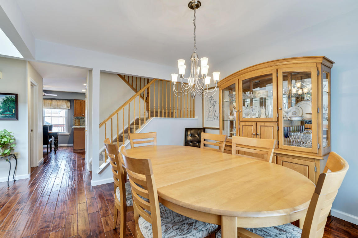 17 Shadow Ridge Ct, Howell, NJ 07731 photo 8