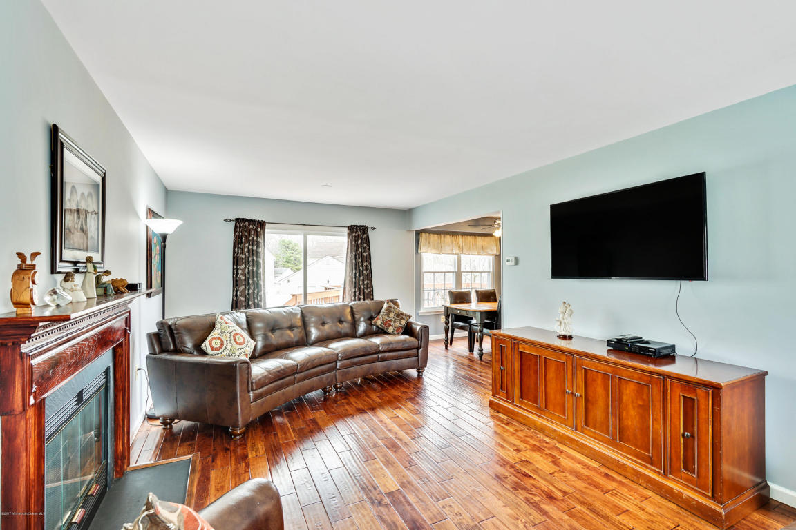 17 Shadow Ridge Ct, Howell, NJ 07731 photo 12