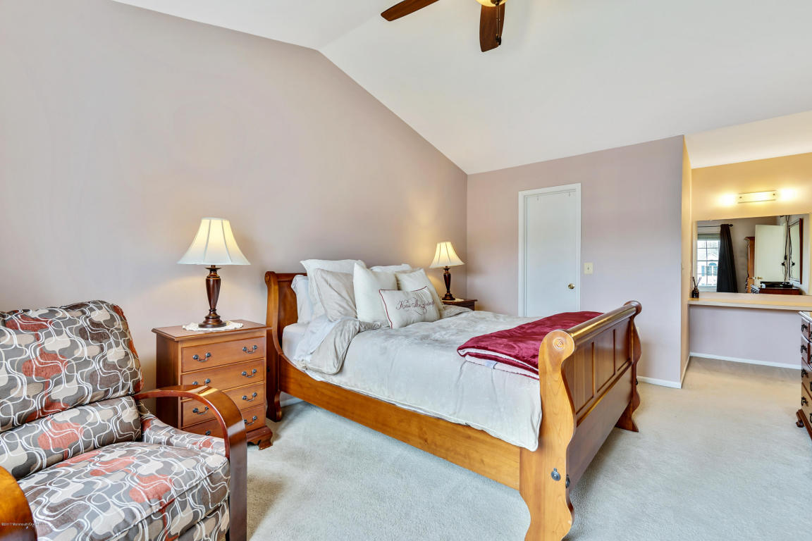 17 Shadow Ridge Ct, Howell, NJ 07731 photo 31