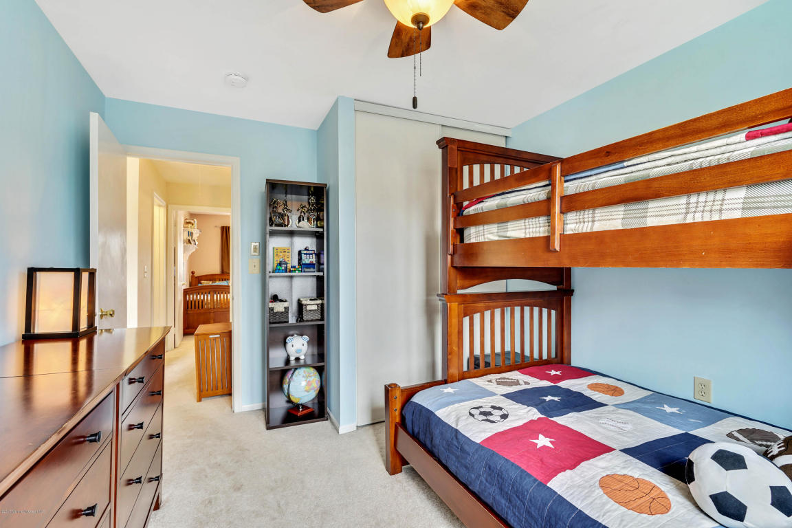 17 Shadow Ridge Ct, Howell, NJ 07731 photo 26
