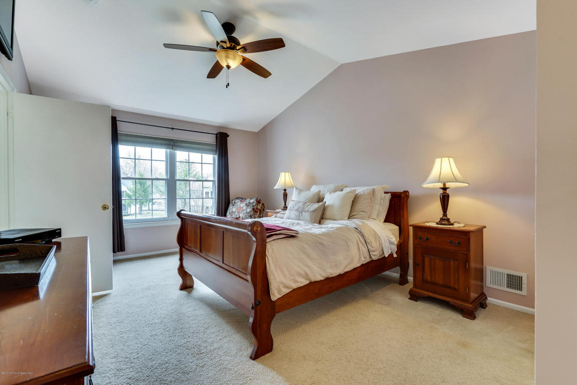 17 Shadow Ridge Ct, Howell, NJ 07731 photo 32
