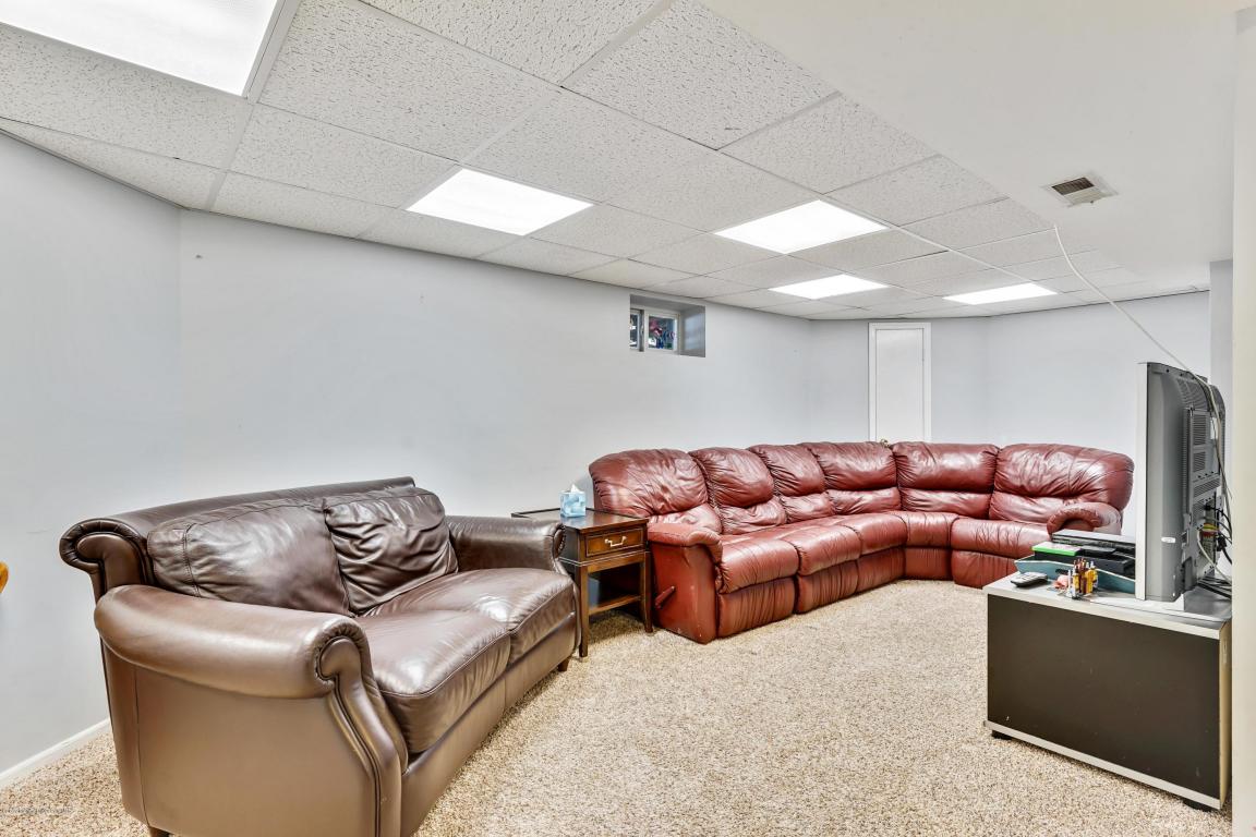 17 Shadow Ridge Ct, Howell, NJ 07731 photo 39