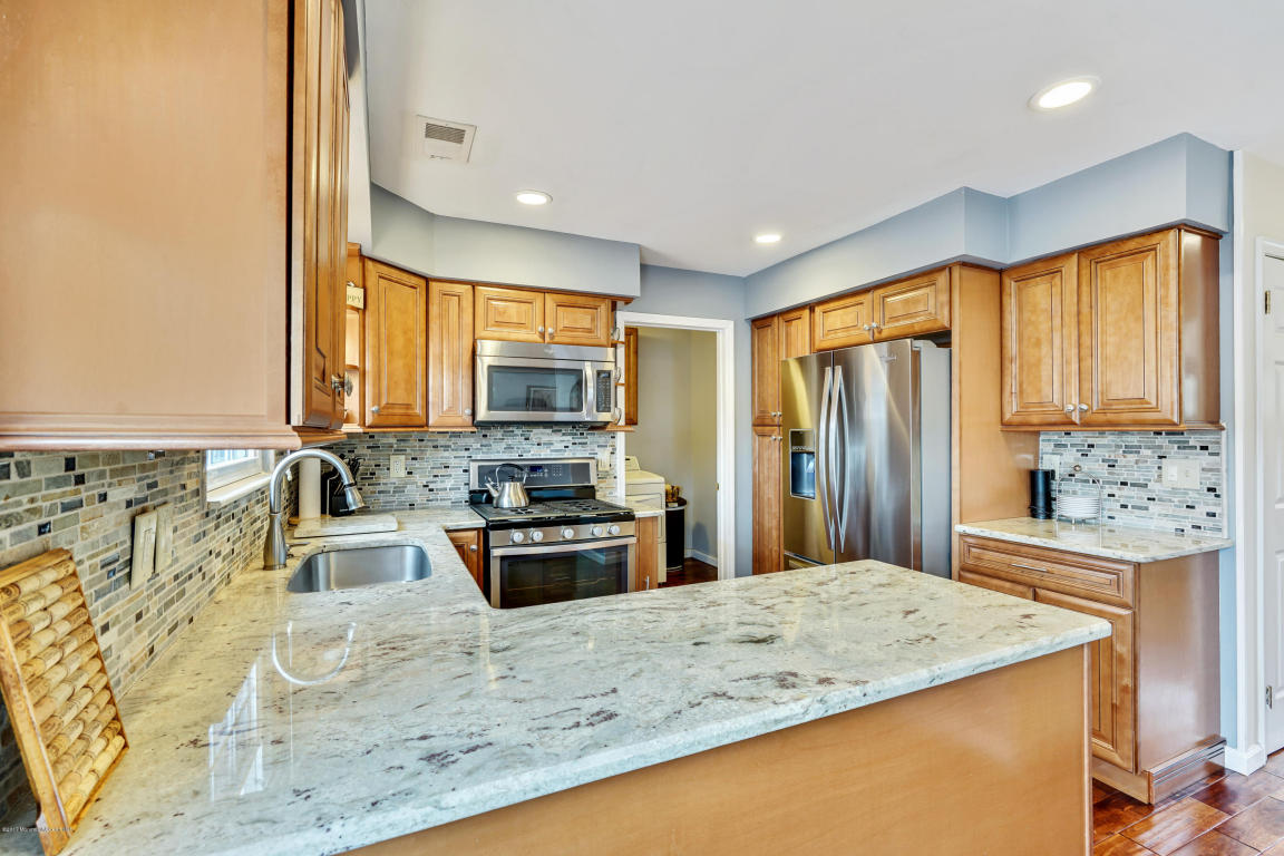 17 Shadow Ridge Ct, Howell, NJ 07731 photo 20