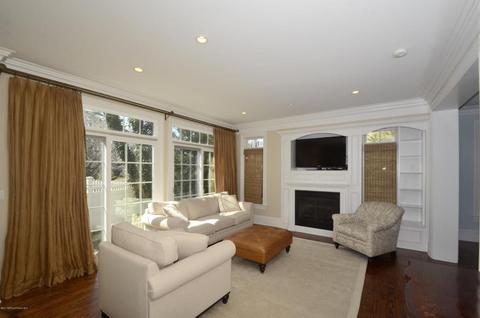 113 Black Point Rd, Rumson, NJ 07760 photo 4